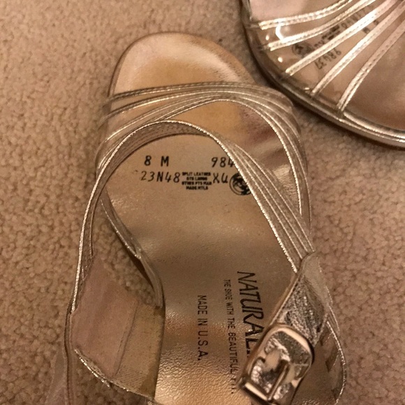 Women’s Heels - Picture 4 of 4